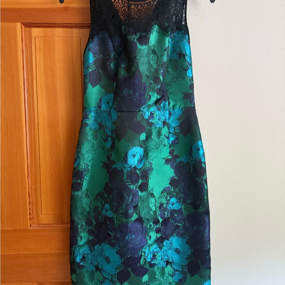 Leifsdottir Green and Blue Sheath Midi Dress NWOT
Anthropologie 
Vintage